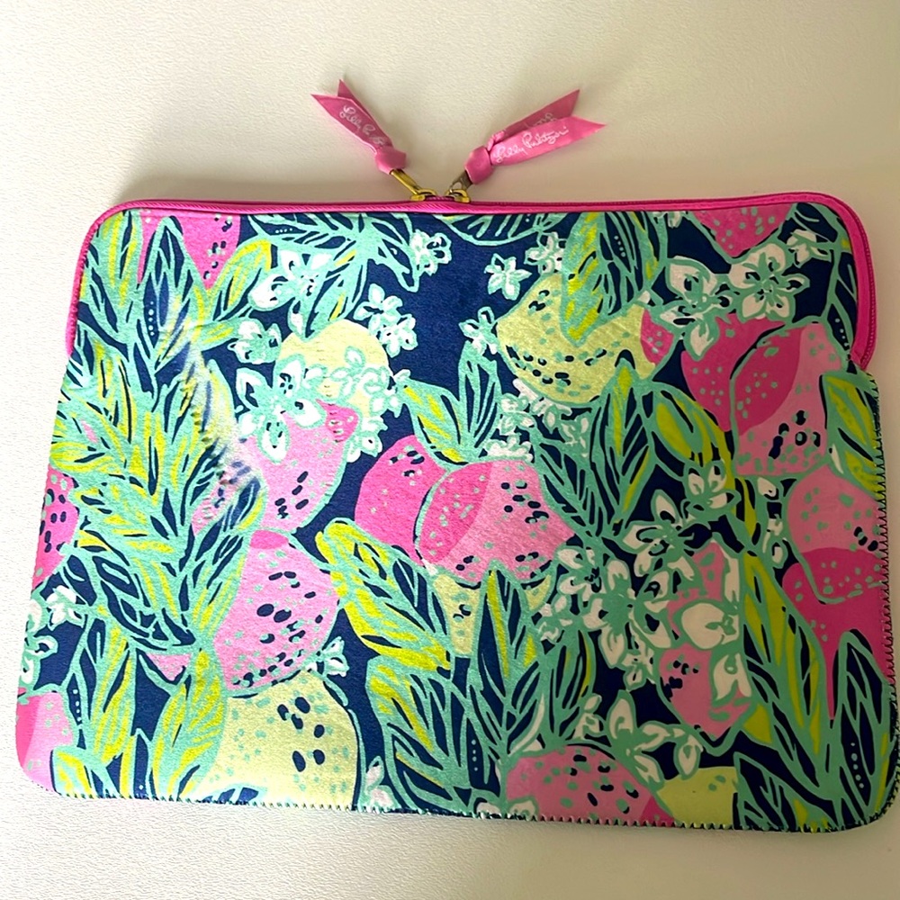 Lilly Pulitzer Spill the Juice Laptop Sleeve Case Neoprene Approx. 13 x 9.5”